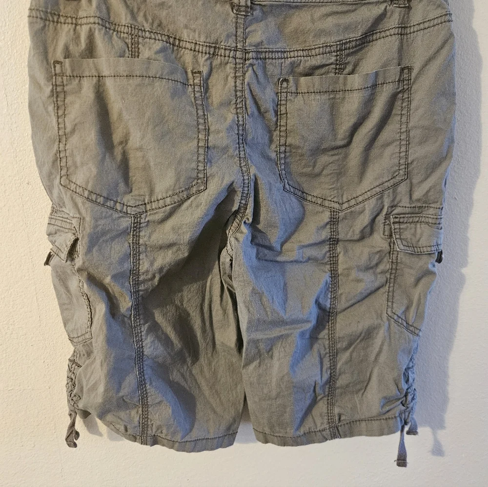 Naturals Reflections Womans Bermuda Shorts Size 6 - Picture 6 of 16